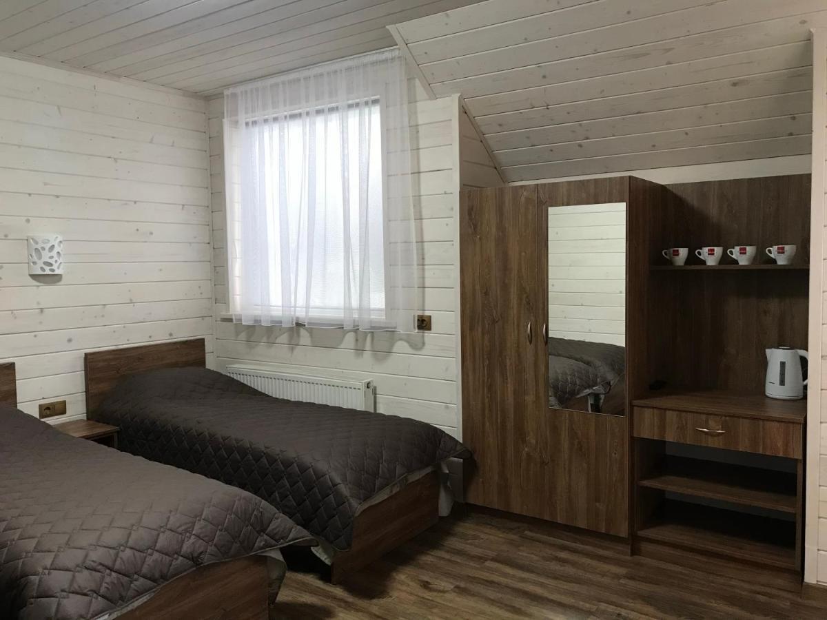 Готель Вікторія Volovets Exterior photo